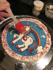 Unicorn tårtbild applicering